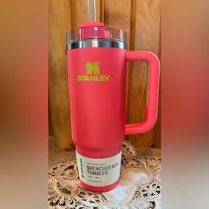 Stanley 30 oz- Flowstate Tumbler 🌼Spring Sale